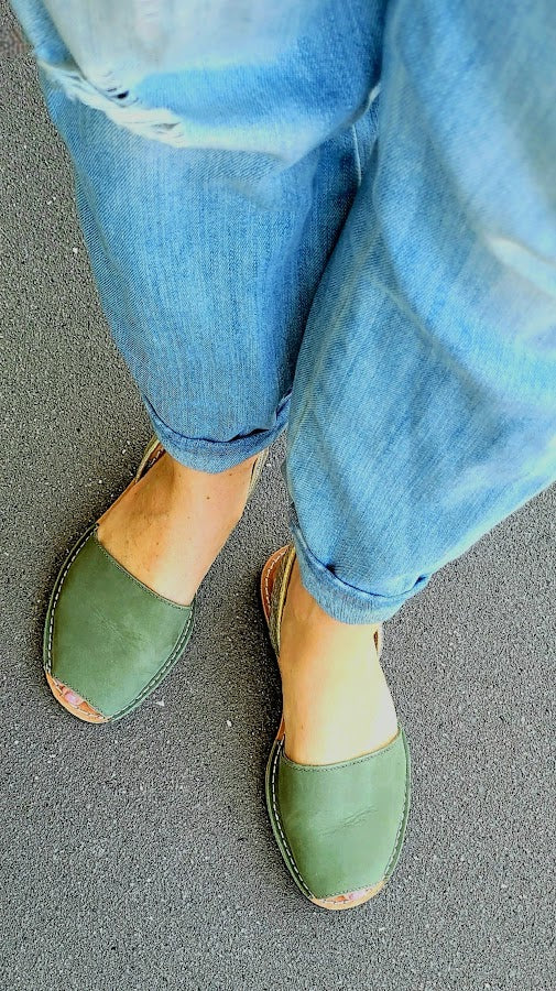 Olive & Gold