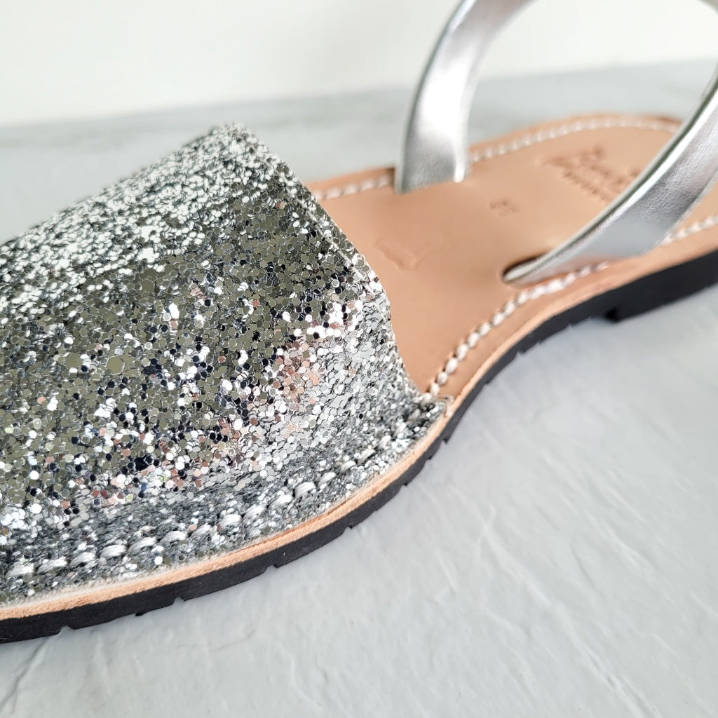 Silver-Glitter-close-ups_5