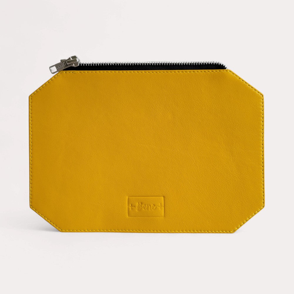 Interchangeable-handbag-flap-yellow-front