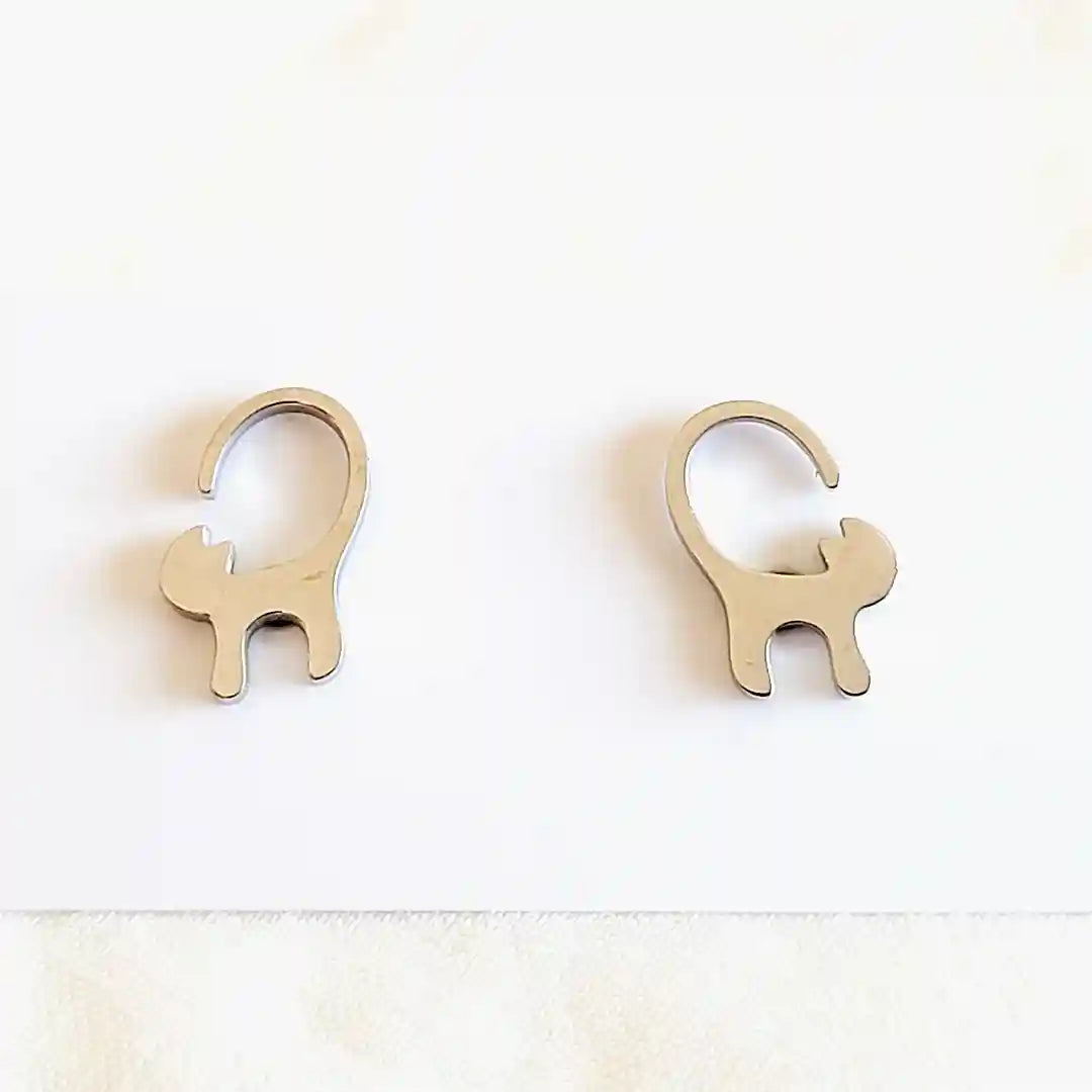 Stud-earrings-silver-colour-cats